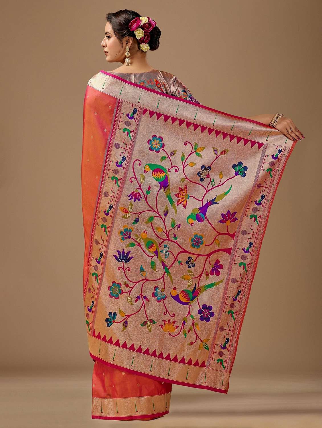 Women Self Design Paithani Saree With Blouse - 22587510 -  Standard Image - 3