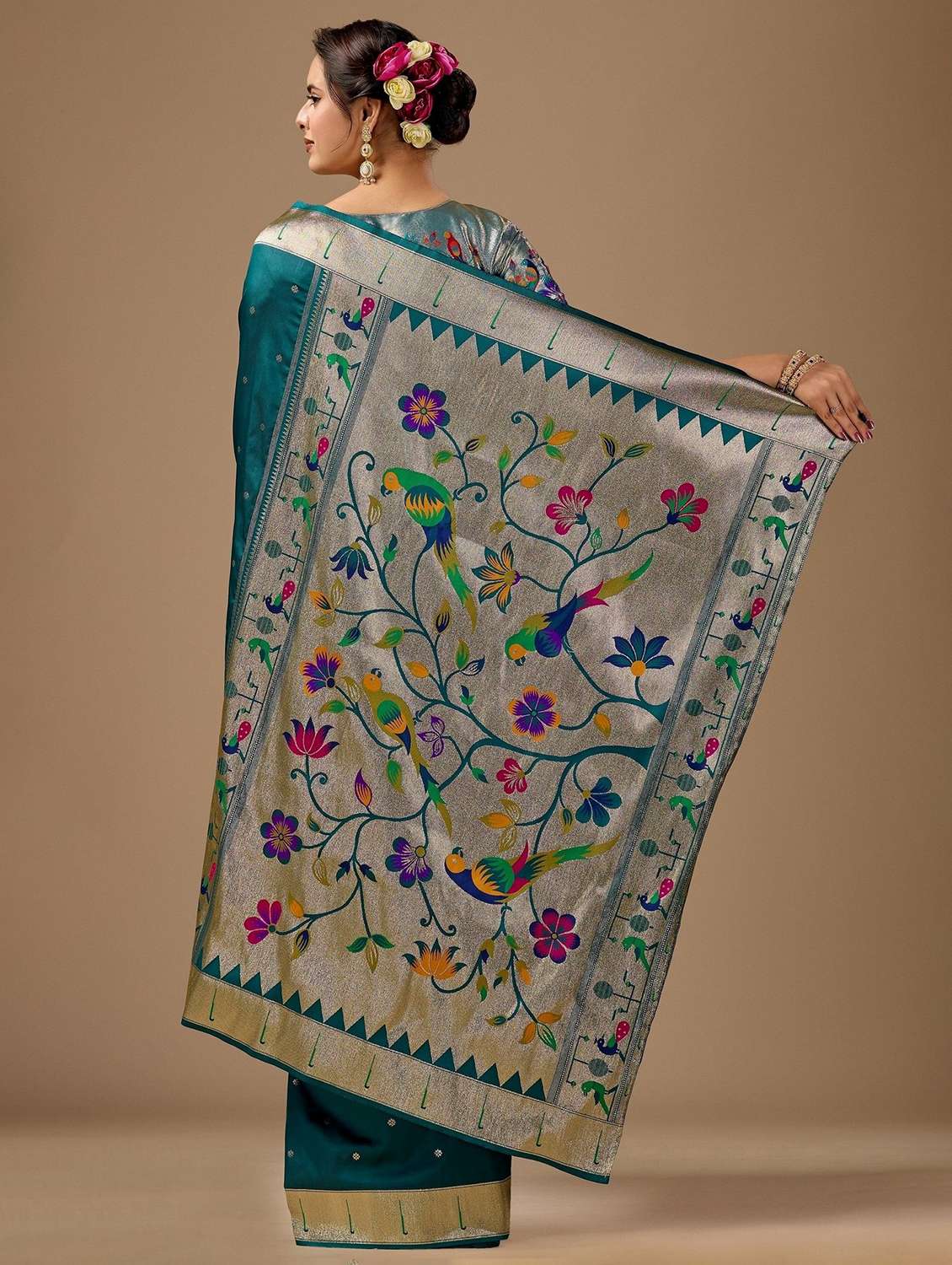 Women Self Design Paithani Saree With Blouse - 22587512 -  Standard Image - 3