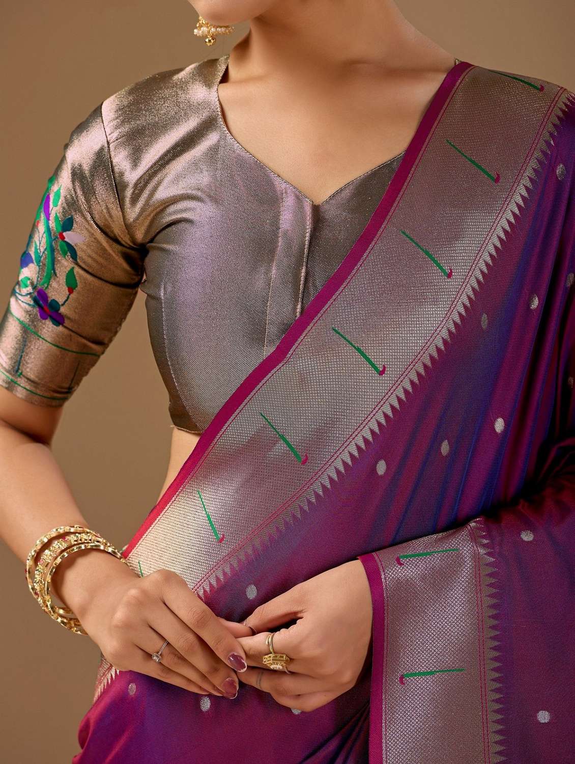 women self design paithani saree with blouse - 22587522 -  Standard Image - 5