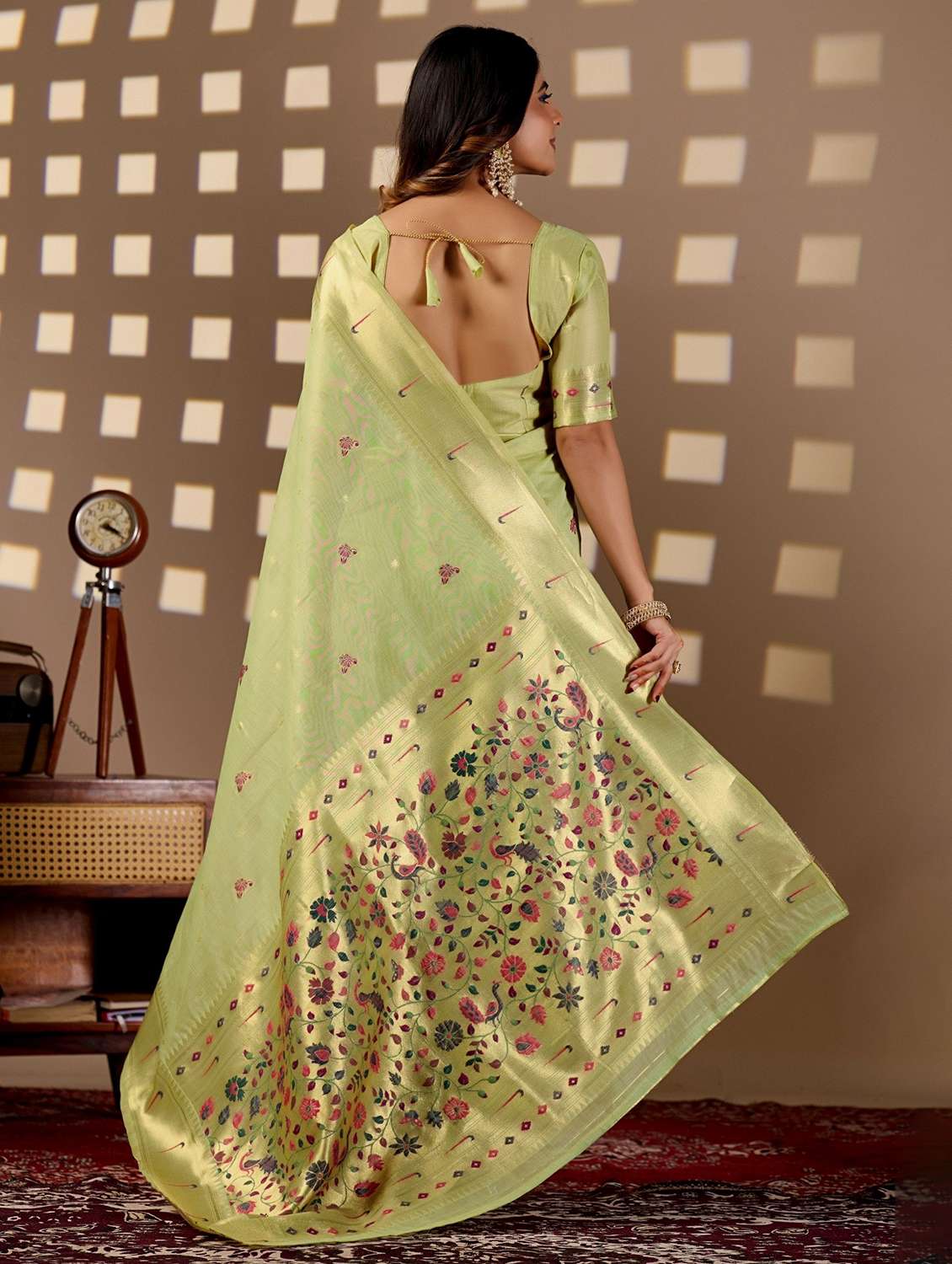 women self design paithani saree with blouse - 22587547 -  Standard Image - 3