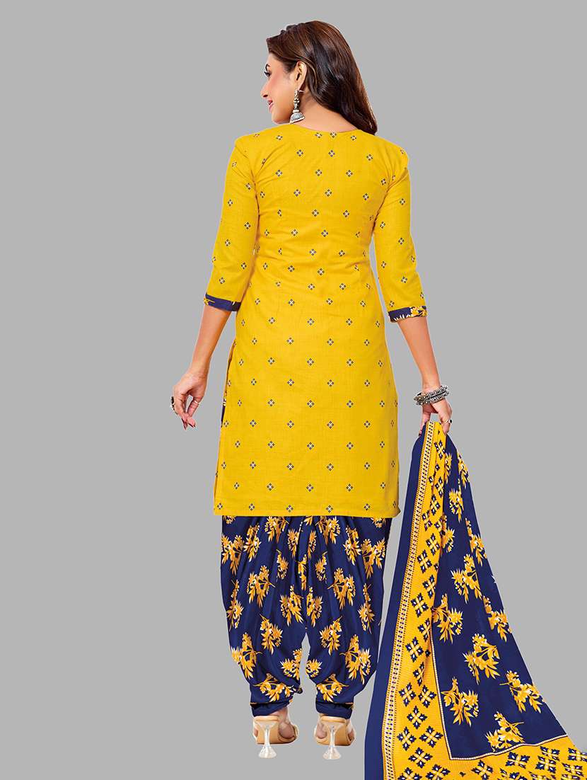Women Printed Three Quarter Sleeves Kurta Patiala With Dupatta Set - 22588024 -  Standard Image - 3