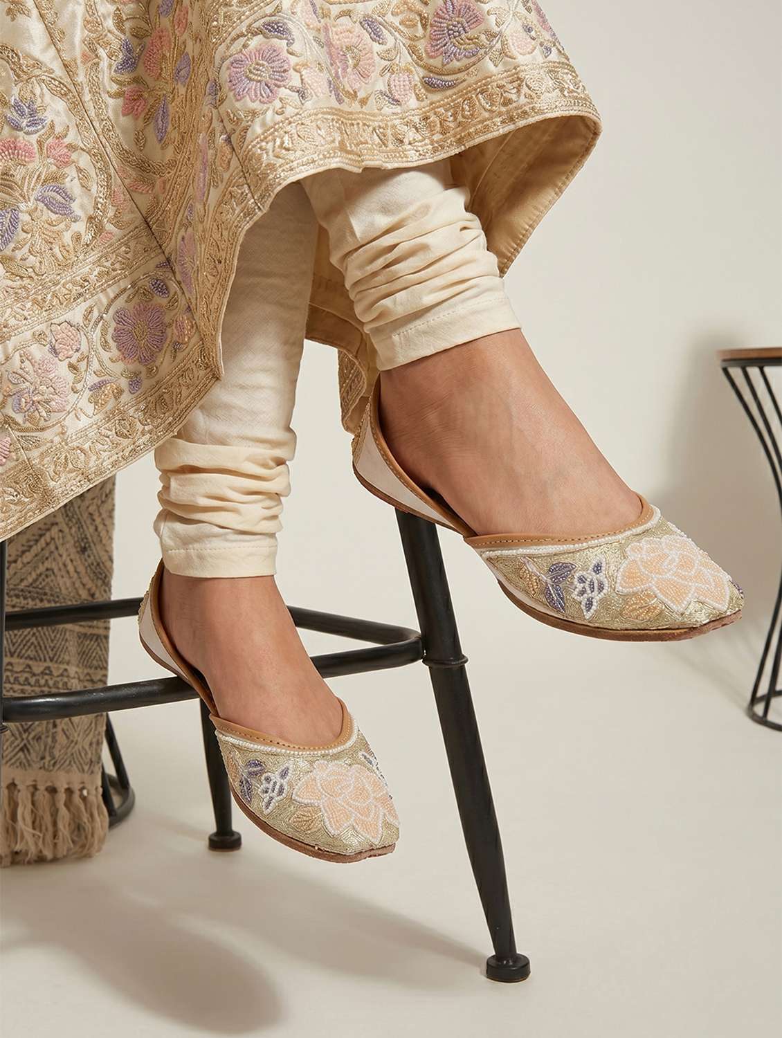 women embroidered slip on jutis - 22588057 -  Standard Image - 5