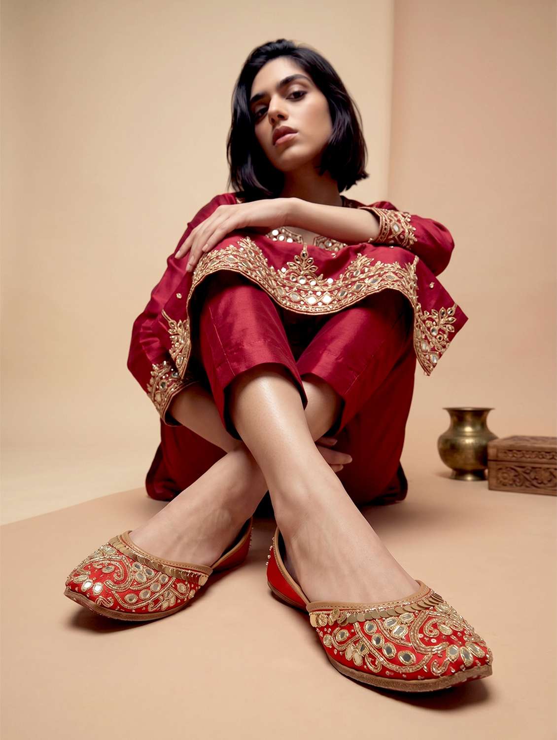 Women Embroidered Slip On Jutis - 22588058 -  Standard Image - 5