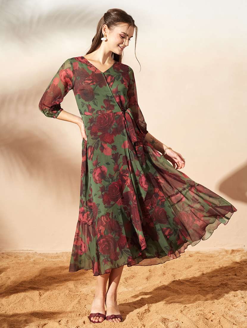 women printed three quarter sleeves wrap dress