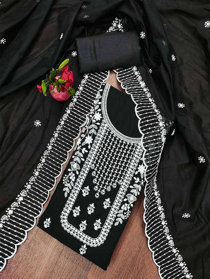 women solid with work embroidered saree