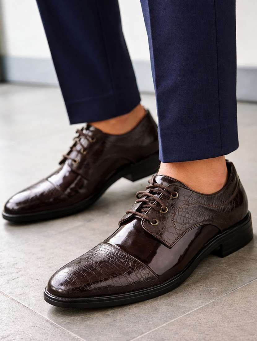 men brown lace-up derby - 22588450 -  Standard Image - 5