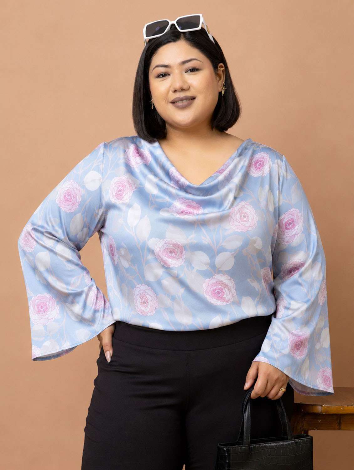 women printed bell sleeves regular top