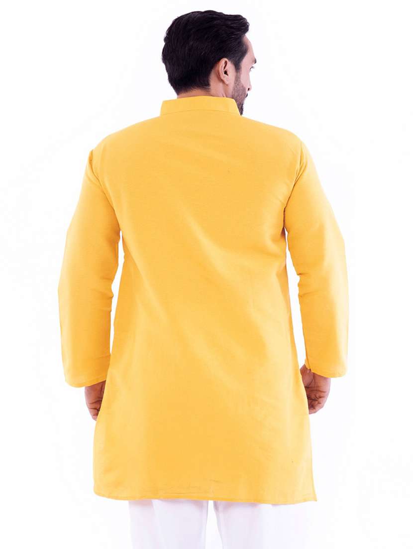 Men Pack Of 2 Solid Mandarin Neck Kurta - 22589415 -  Standard Image - 5