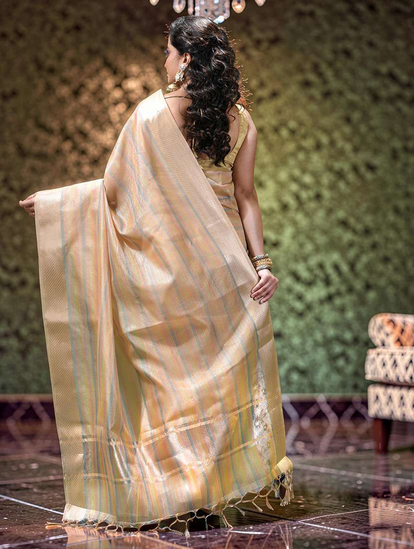 women striped bordered saree with blouse - 22589680 -  Standard Image - 3
