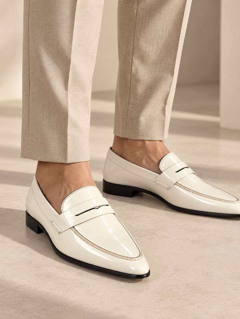 men solid slip on formal shoes