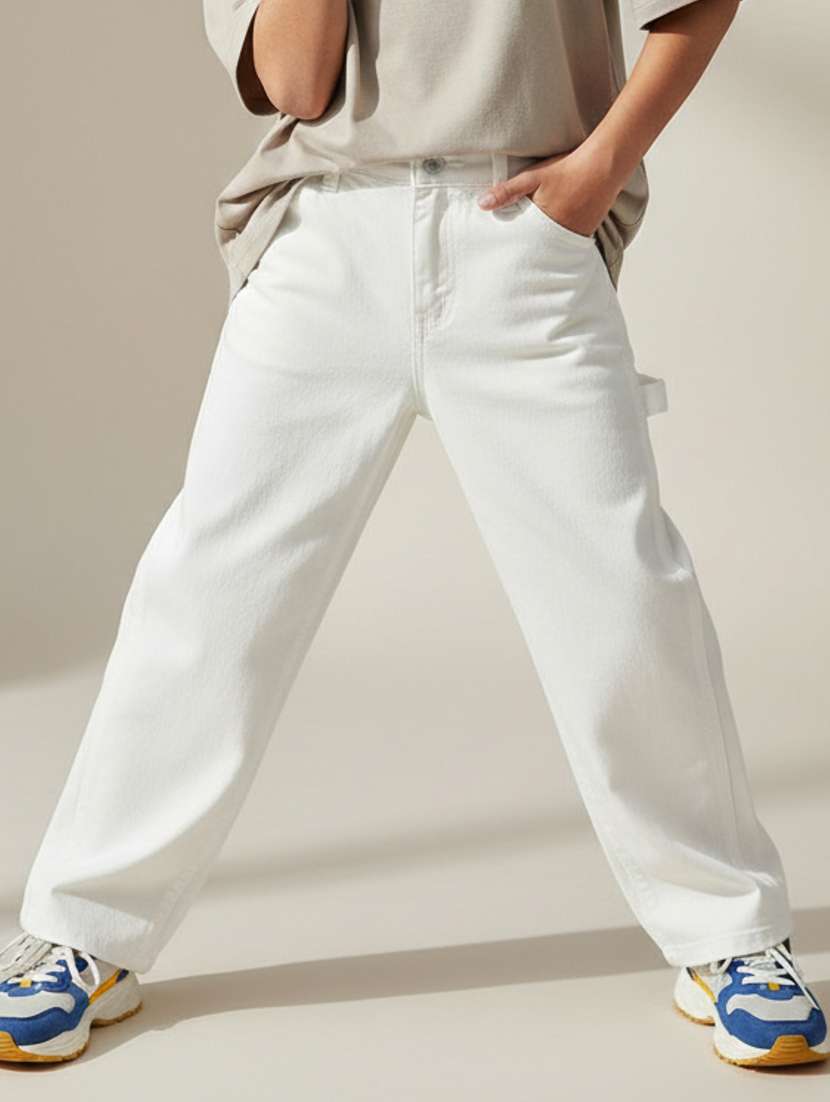 boys solid mid rise straight jeans