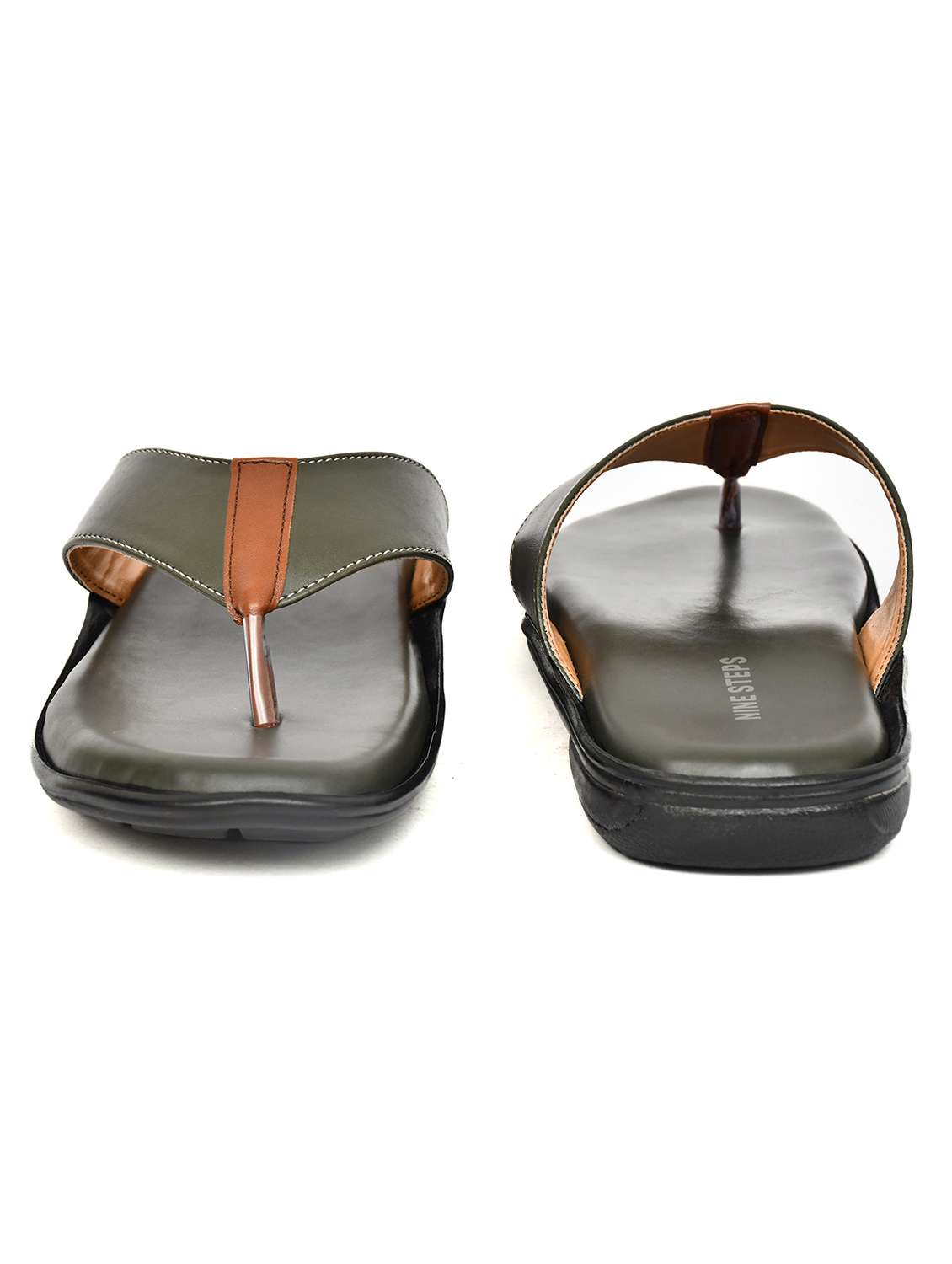 men solid toe separator sandal - 22589842 -  Standard Image - 3