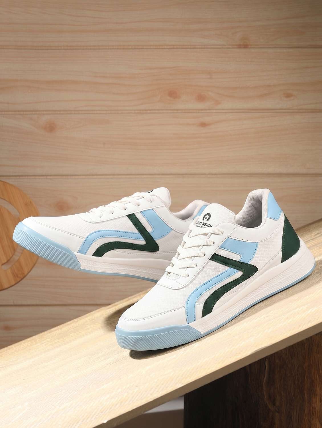 men colourblocked lace up sneakers