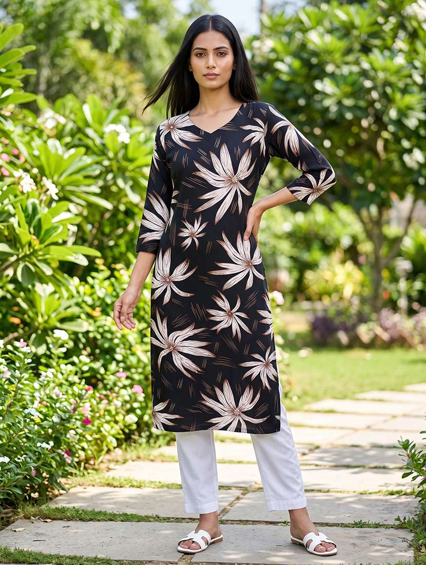 women floral three quarter sleeve straight kurta
