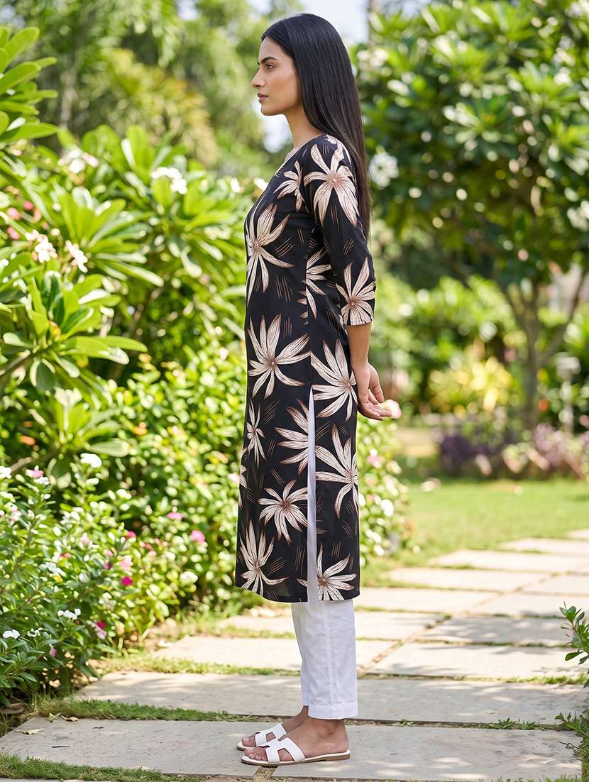 women floral three quarter sleeve straight kurta - 22590080 -  Standard Image - 3
