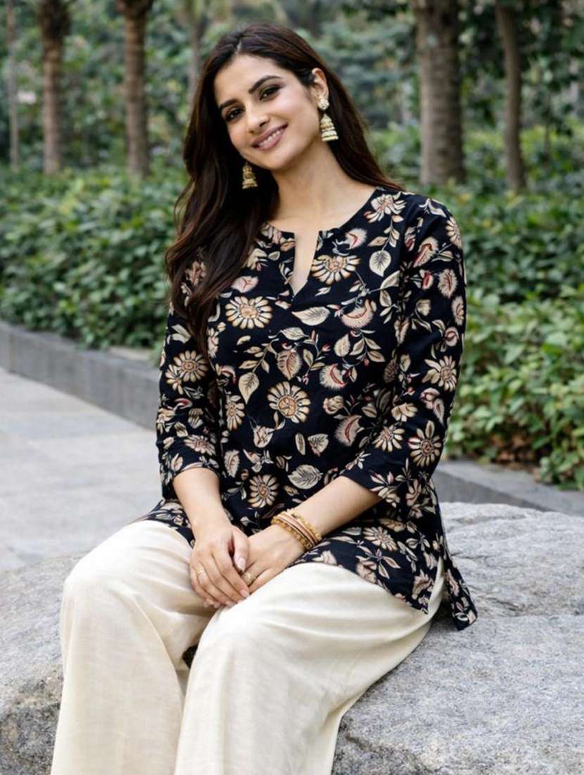 women printed three quarter sleeve ethnic co-ord set