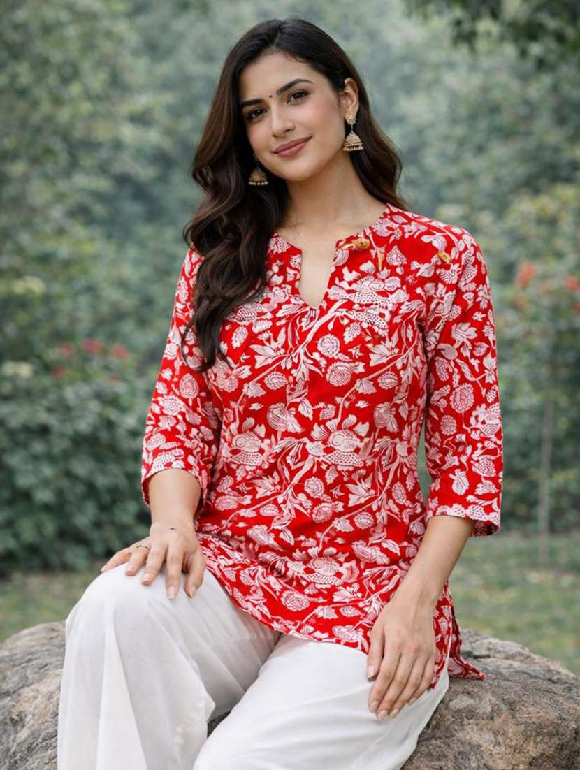 women printed three quarter sleeve ethnic co-ord set