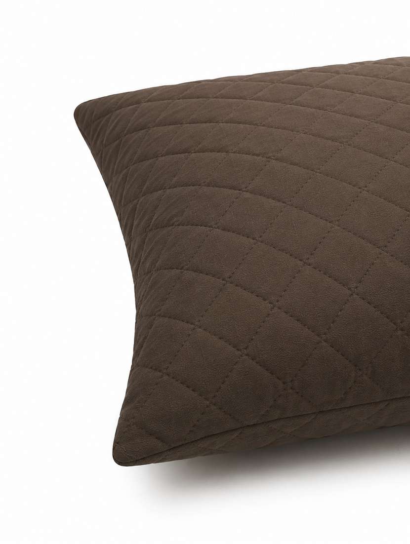 set of 5 quilted velvet decorative throw pillow cover, burgundy, diamond pattern 16x16inh - 22590223 -  Standard Image - 3