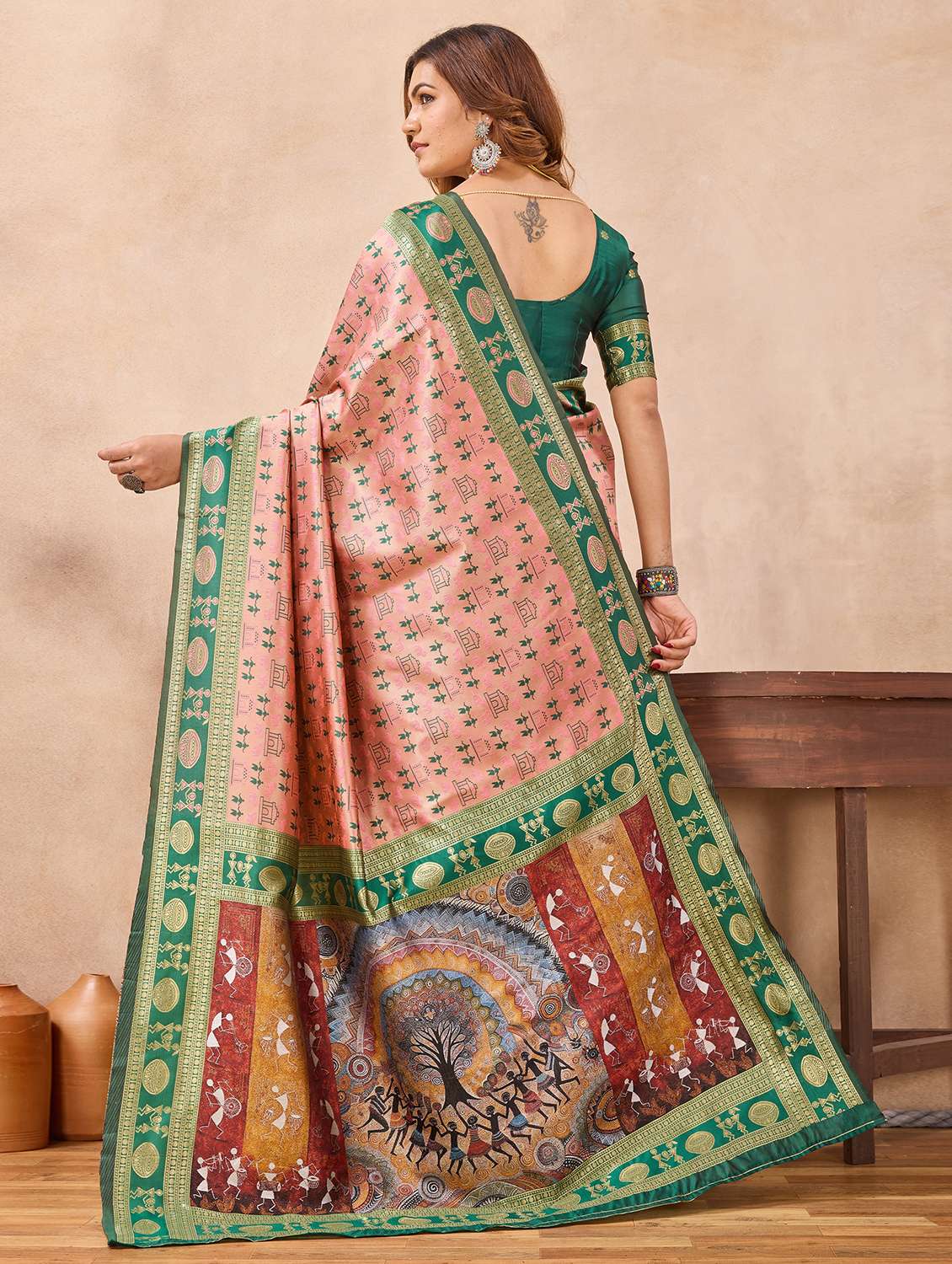 women self design bordered saree with blouse - 22590316 -  Standard Image - 3