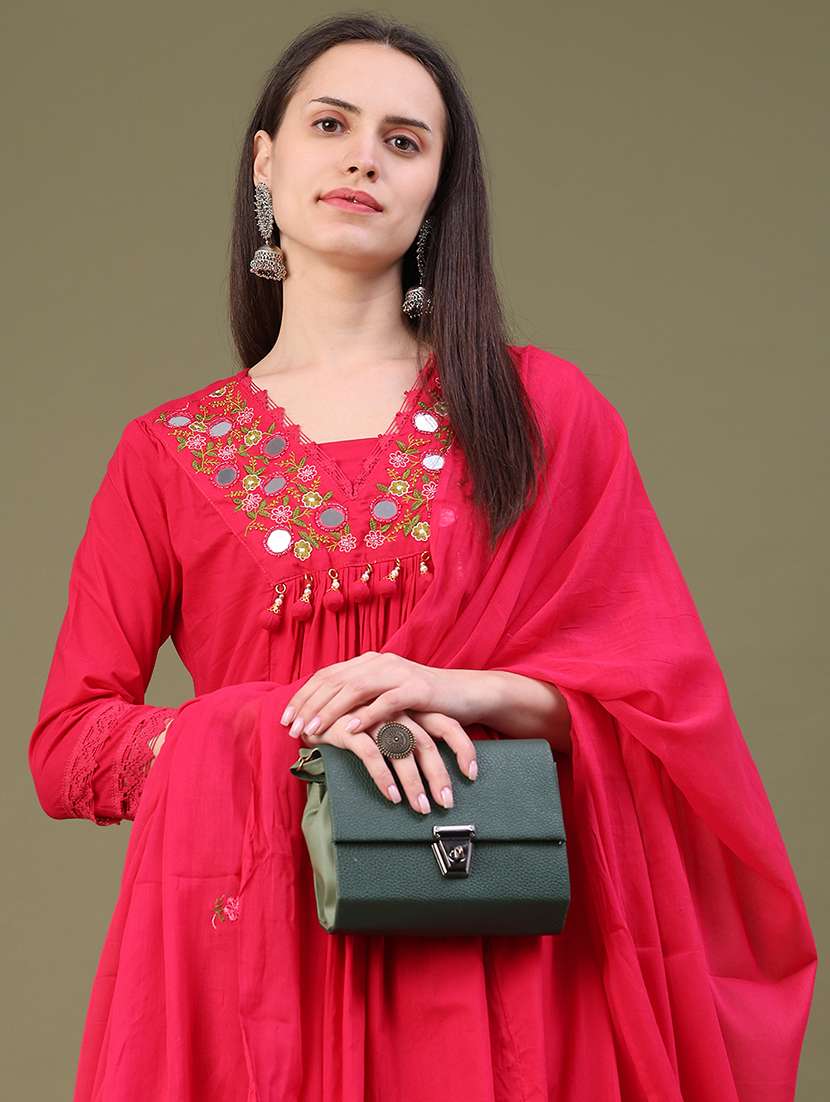 Women Embroidered Three Quarter Sleeve Kurta Pant With Dupatta Set - 22590625 -  Standard Image - 3