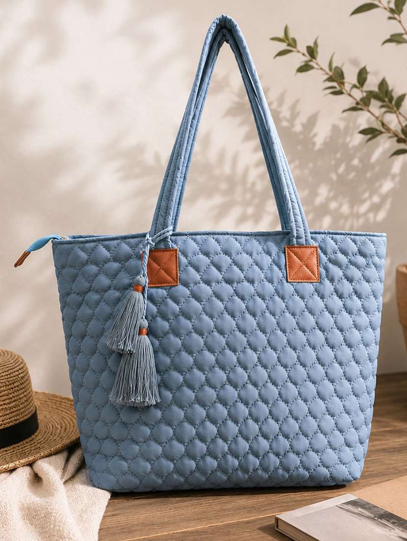 women quilted regular tote bag