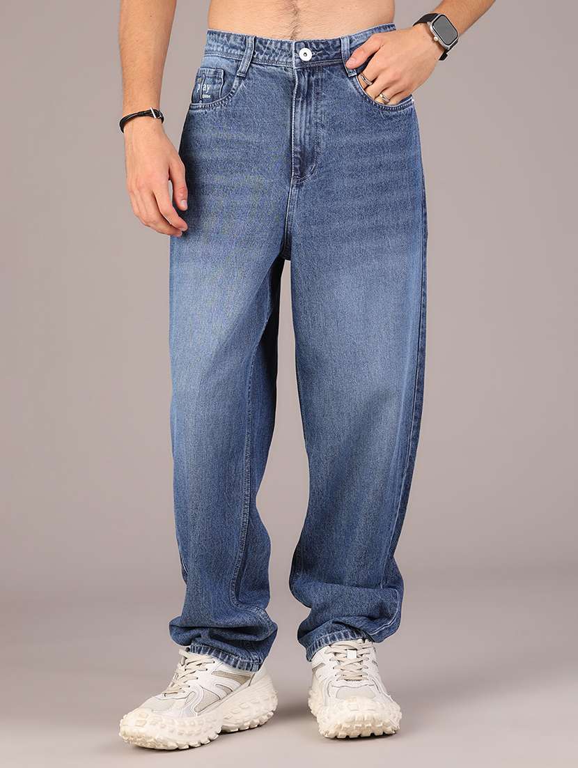 men washed mid rise full length relaxed fit jeans