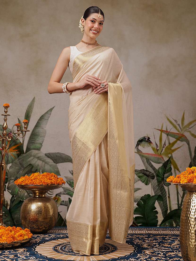 women solid with bordered kasavu saree with blouse