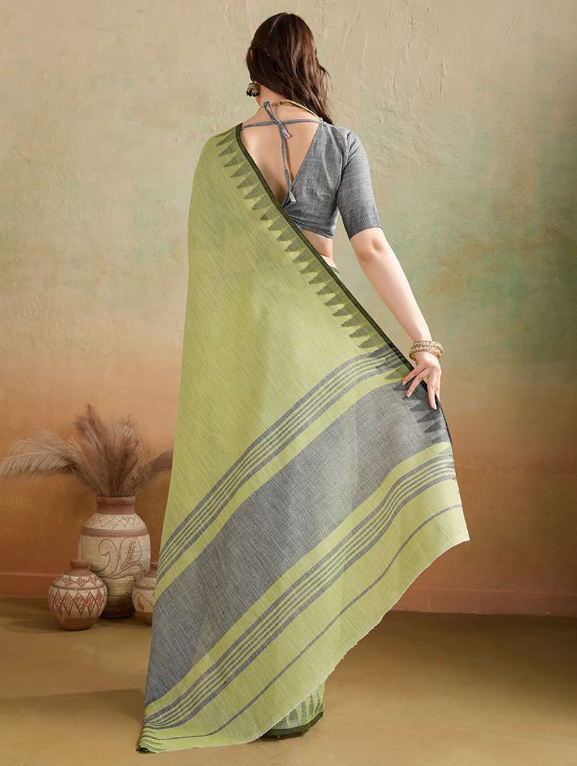 Women Self Design Handloom Saree With Blouse - 22592467 -  Standard Image - 3