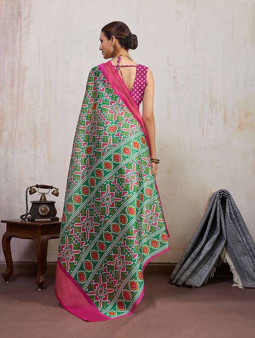 women printed patola saree with blouse - 22592566 -  Standard Image - 3