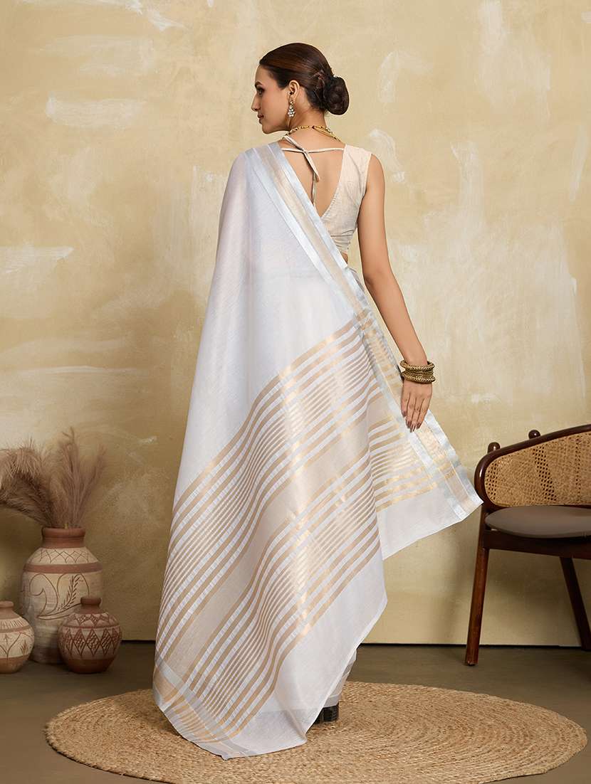 women solid with bordered saree with blouse - 22592579 -  Standard Image - 3
