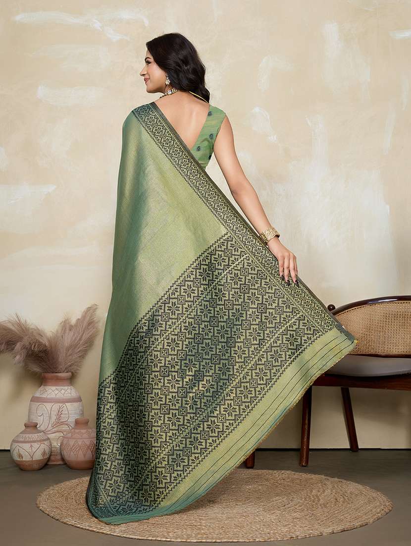 women solid with bordered saree with blouse - 22592675 -  Standard Image - 3