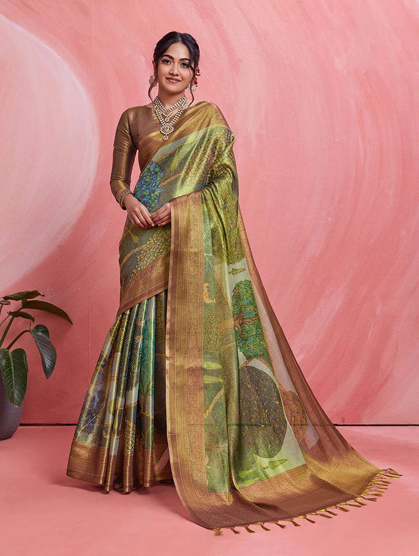women printed saree with blouse