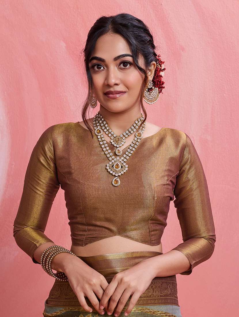 women printed saree with blouse - 22592895 -  Standard Image - 5