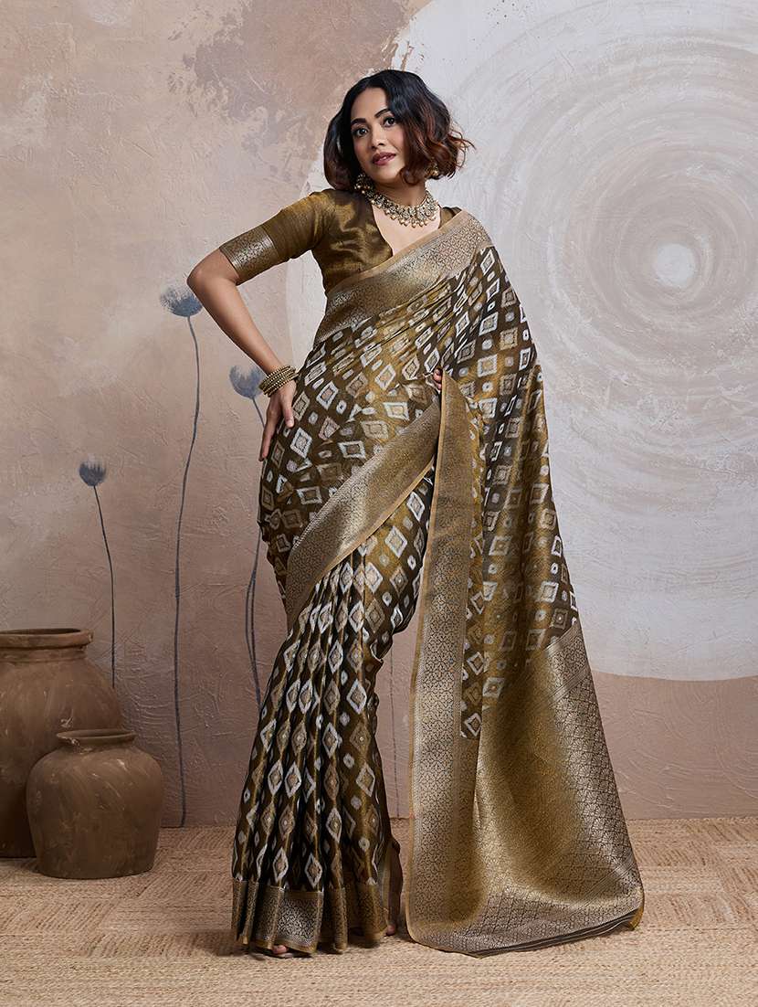 women self design patola saree with blouse