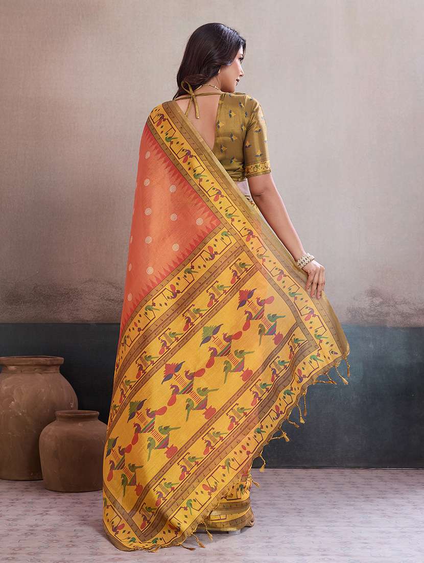 women printed bordered saree with blouse - 22592984 -  Standard Image - 3