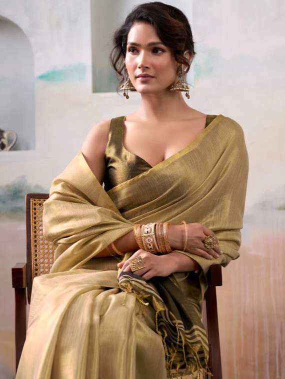 women solid plain saree with blouse - 22593004 -  Standard Image - 3