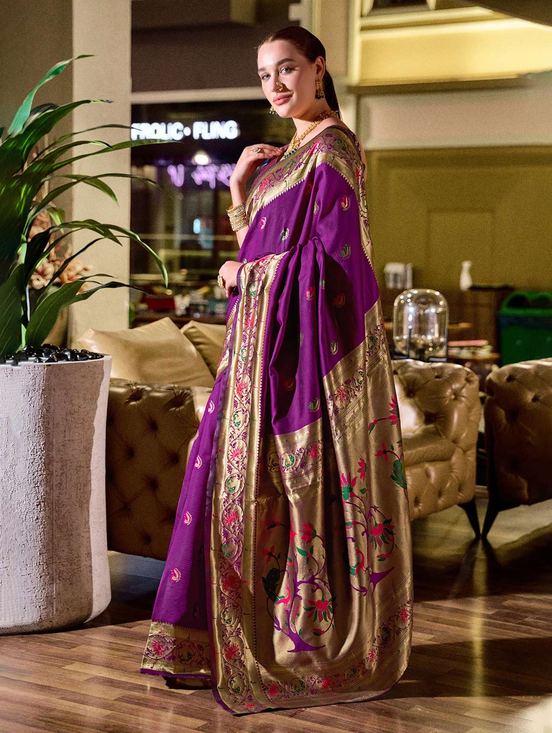 women self design paithani saree with blouse - 22593066 -  Standard Image - 3