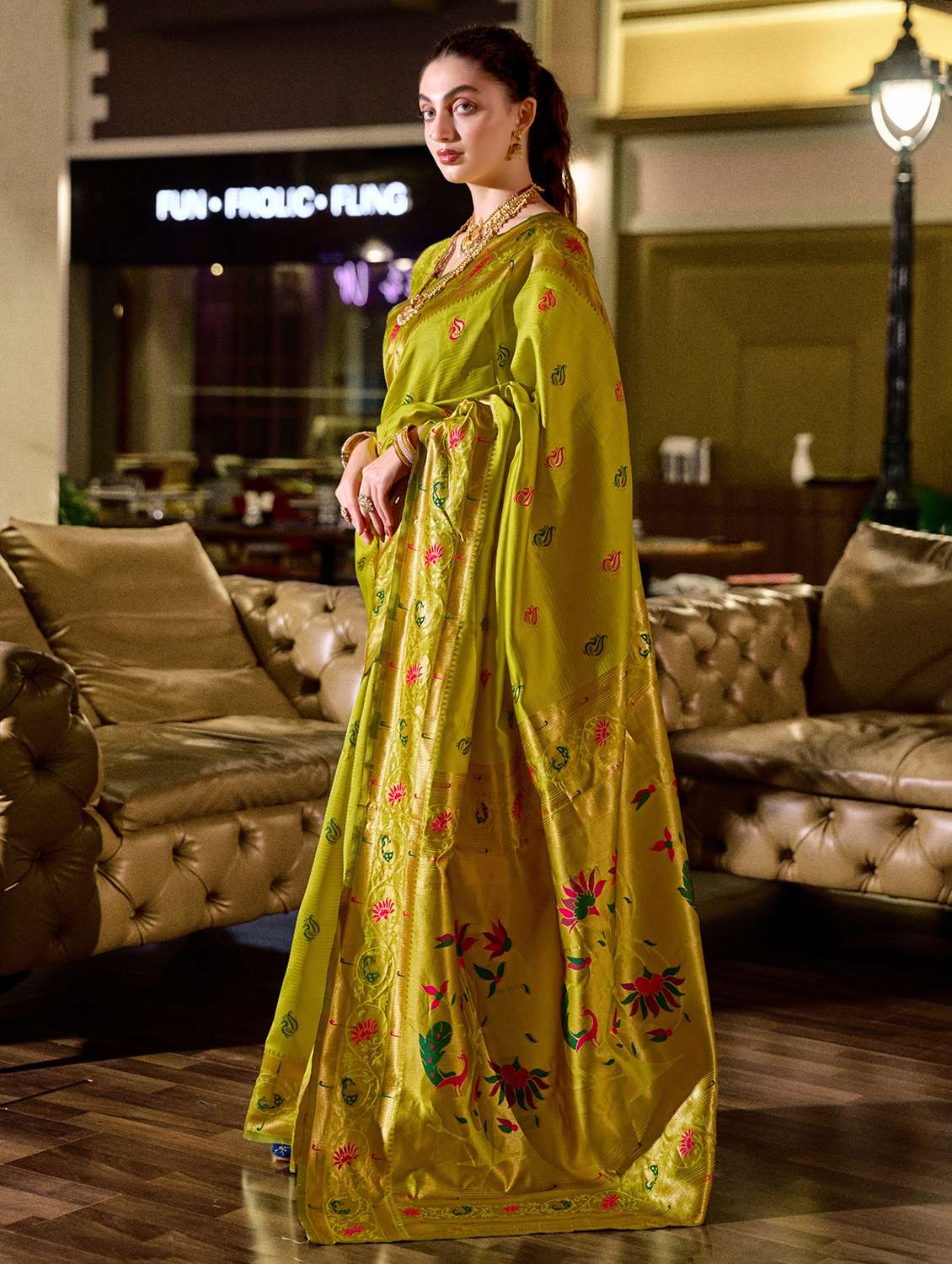 women self design paithani saree with blouse - 22593068 -  Standard Image - 3