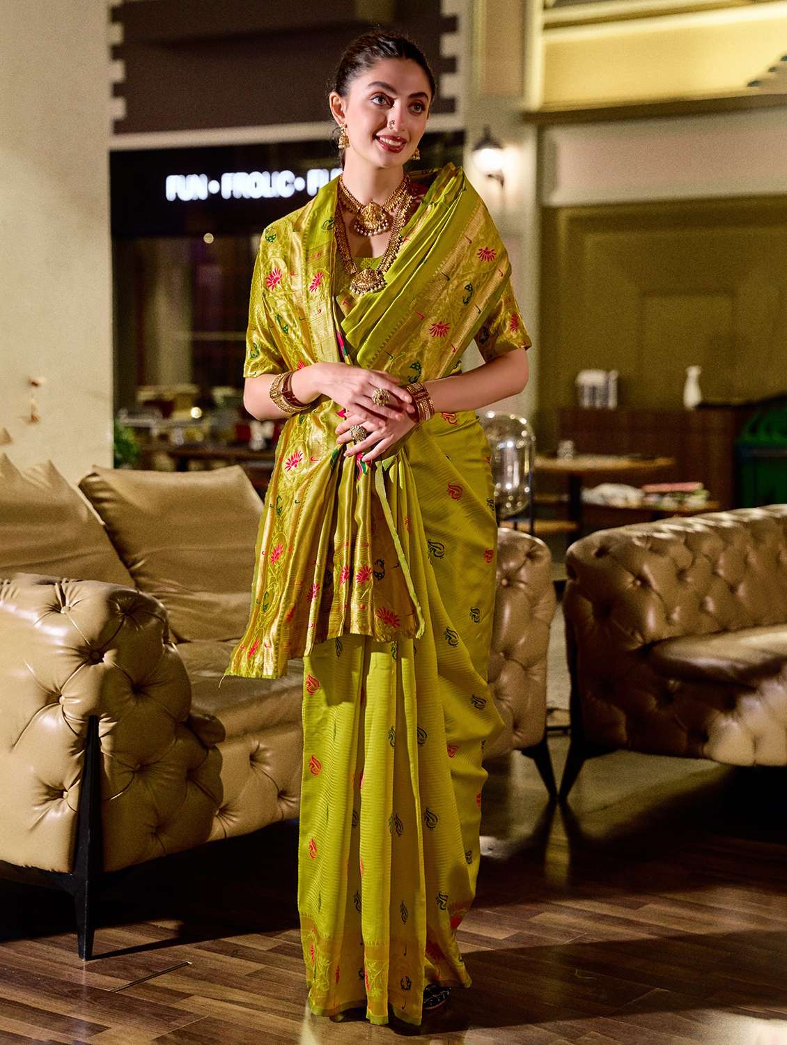 women self design paithani saree with blouse - 22593068 -  Standard Image - 5