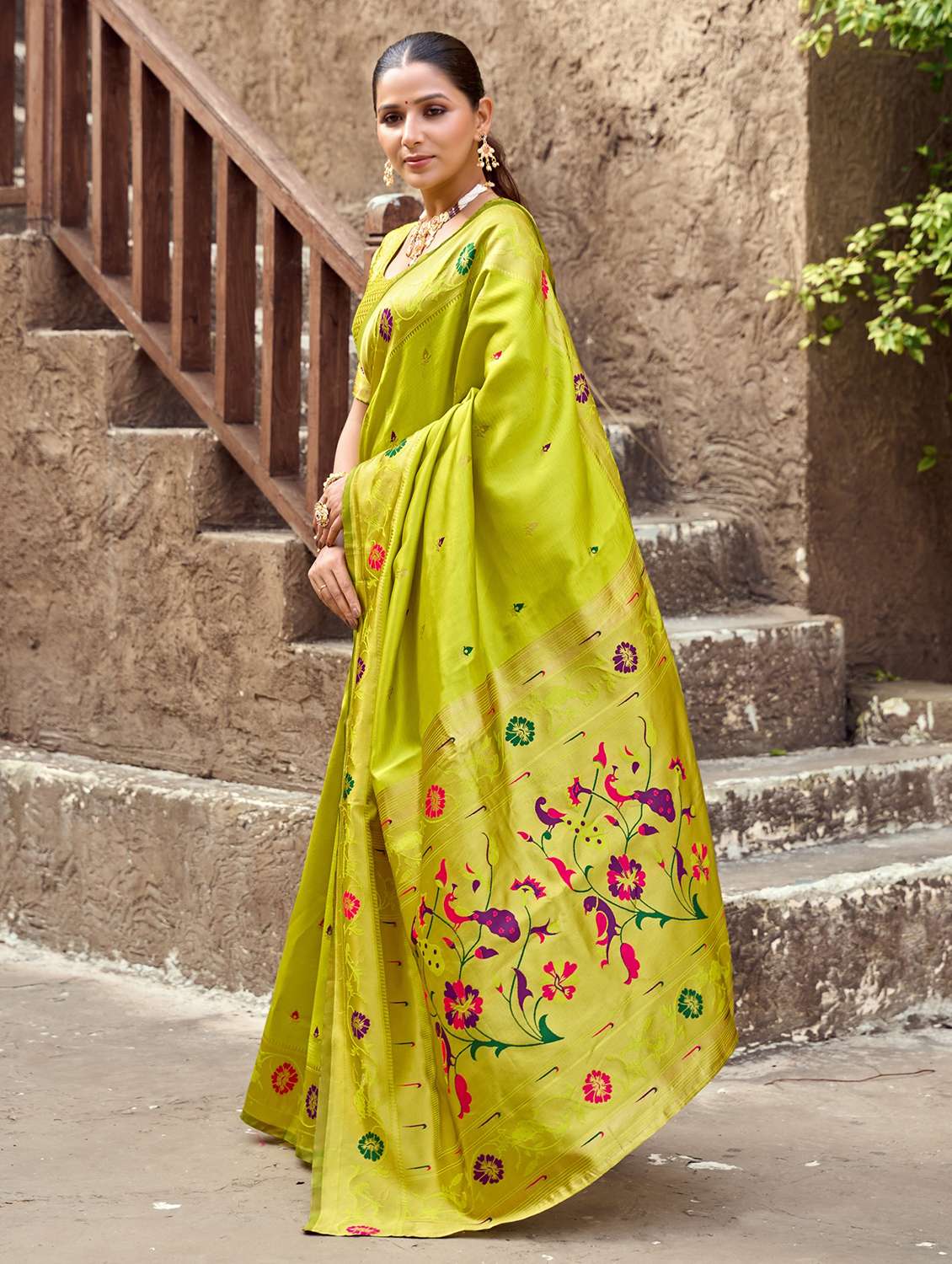 women self design paithani saree with blouse - 22593074 -  Standard Image - 3