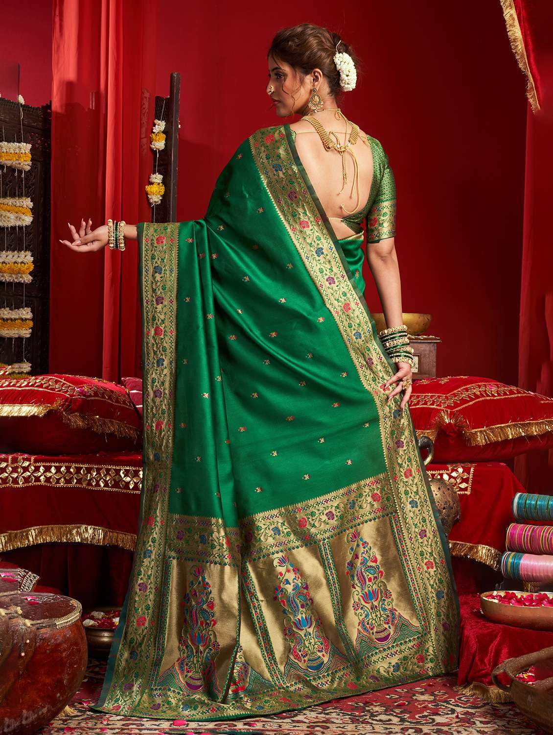 women self design paithani saree with blouse - 22593098 -  Standard Image - 3