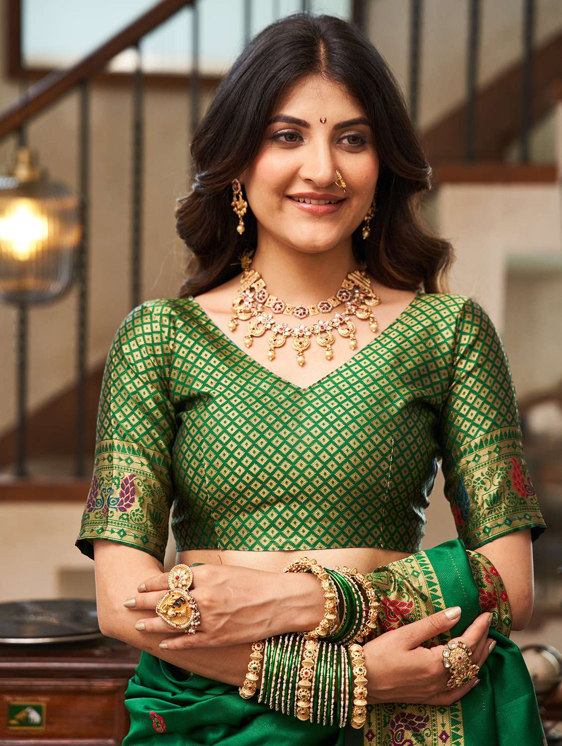 women self design paithani saree with blouse - 22593099 -  Standard Image - 5