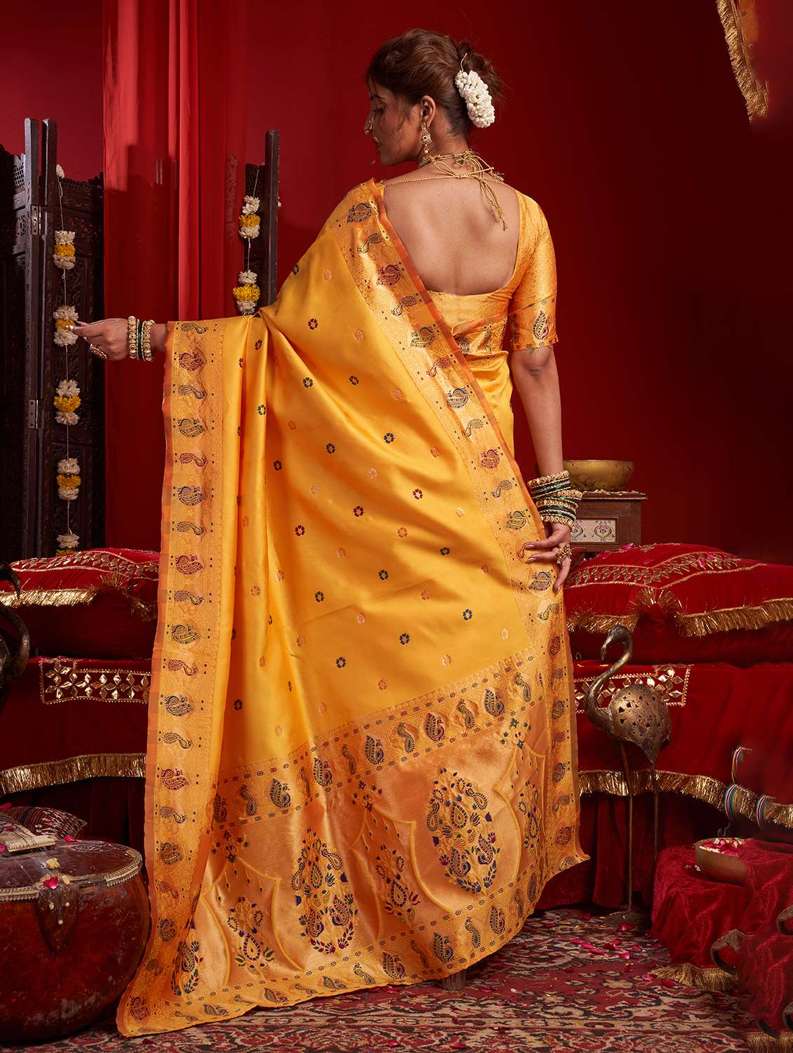 women self design paithani saree with blouse - 22593100 -  Standard Image - 3
