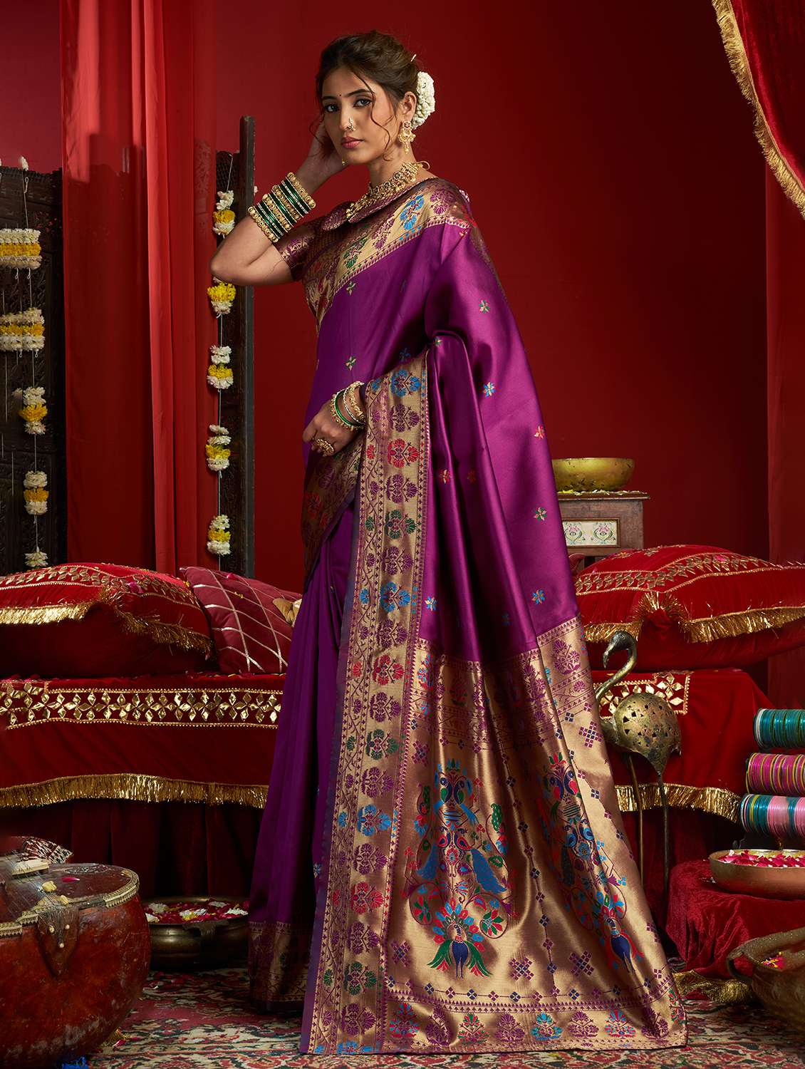 women self design paithani saree with blouse - 22593104 -  Standard Image - 3