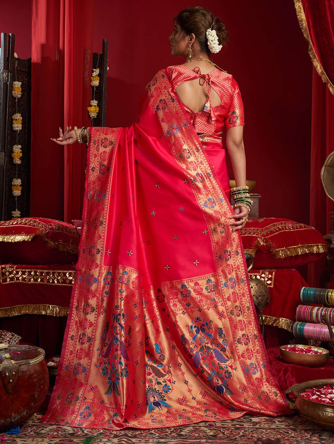 women self design paithani saree with blouse - 22593108 -  Standard Image - 3