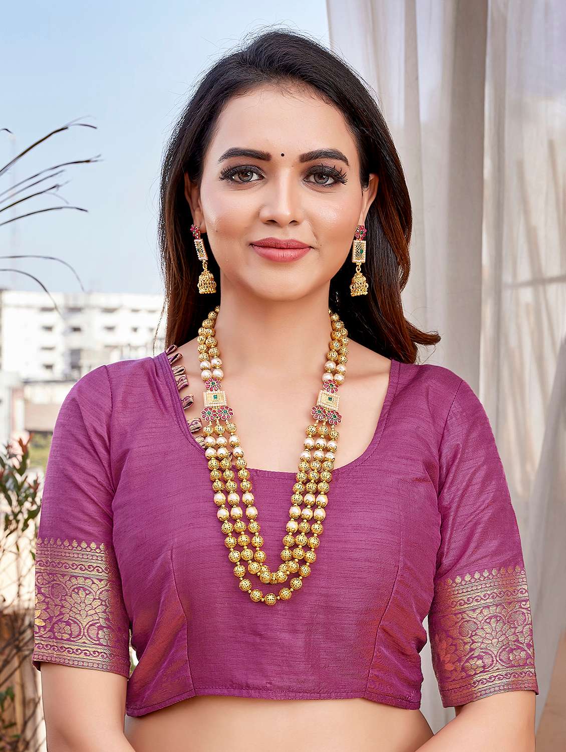 women self design banarasi saree with blouse - 22593167 -  Standard Image - 5