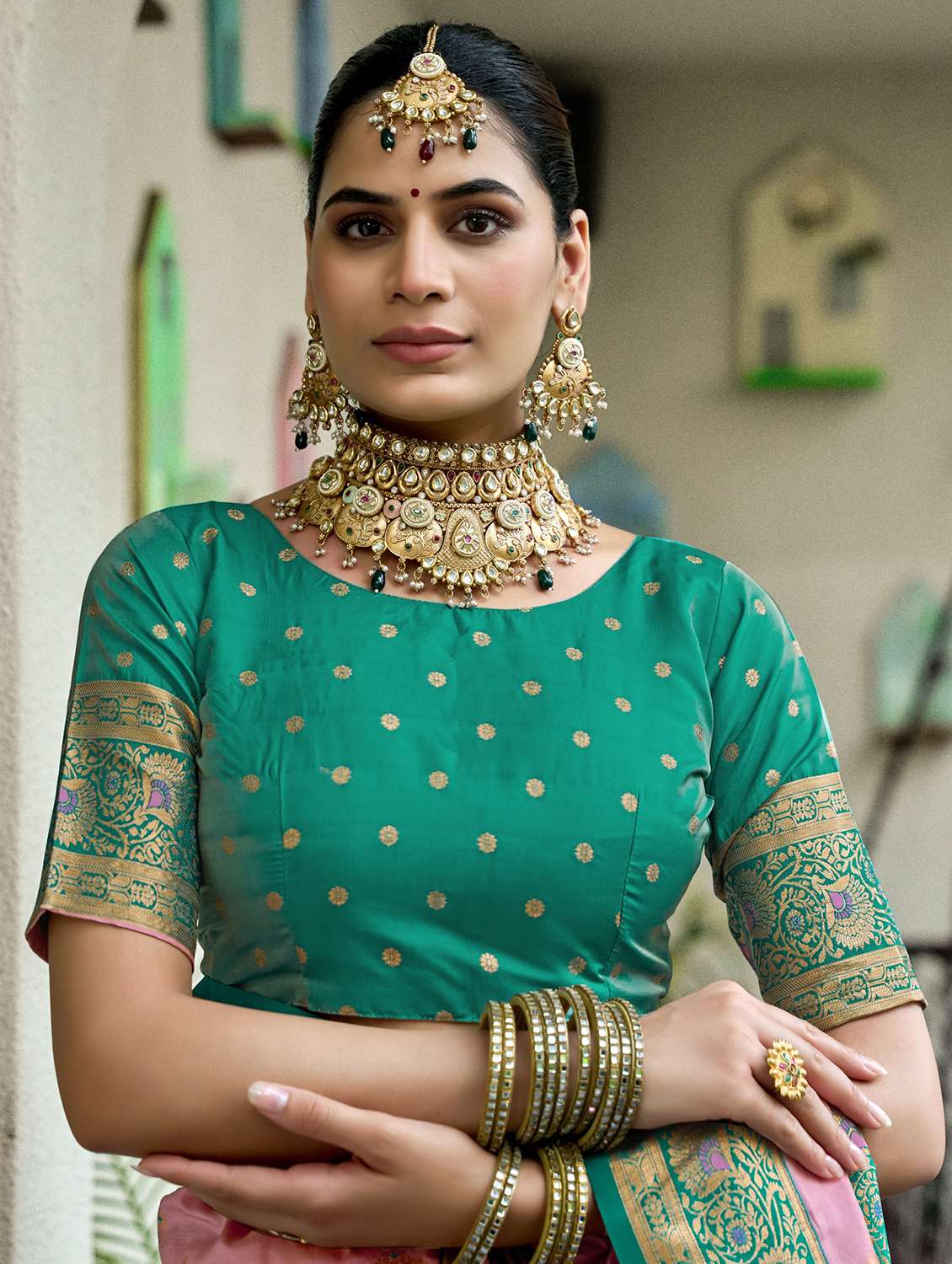Women Self Design Banarasi Saree With Blouse - 22593172 -  Standard Image - 5