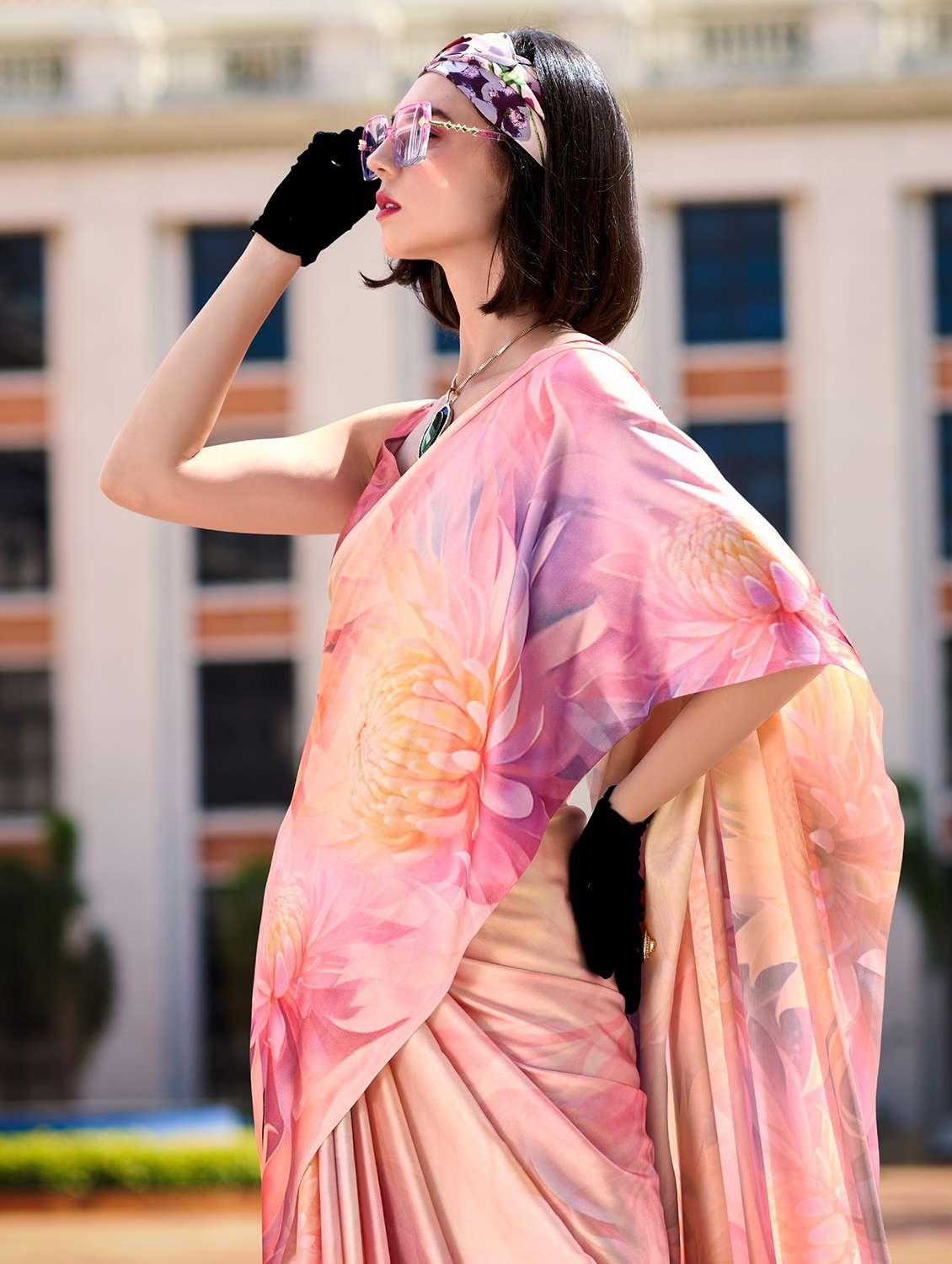 women printed casual wear saree with blouse - 22593458 -  Standard Image - 3