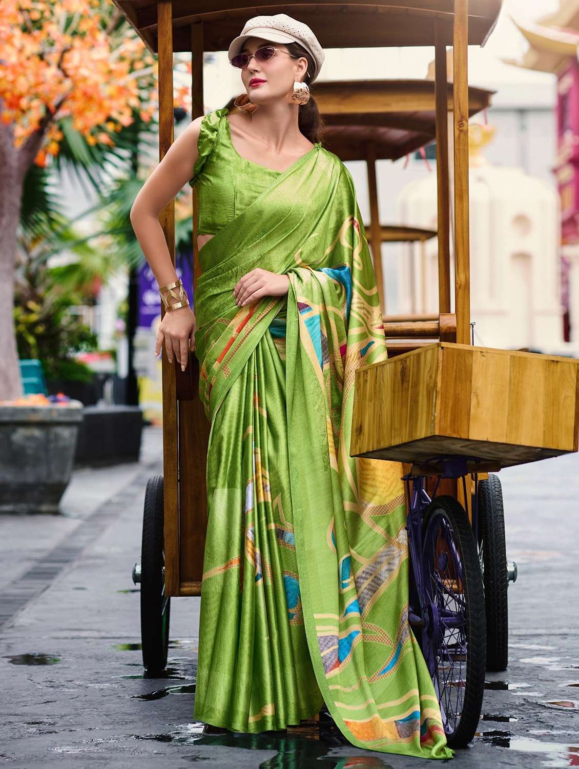 women printed casual wear saree with blouse