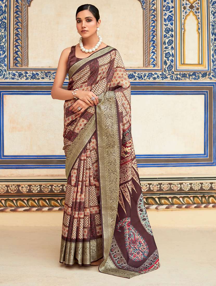 women printed casual wear saree with blouse
